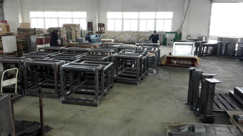 銅壓線機(jī)機(jī)架