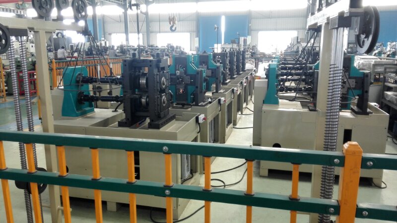 銅壓線機(jī)機(jī)架